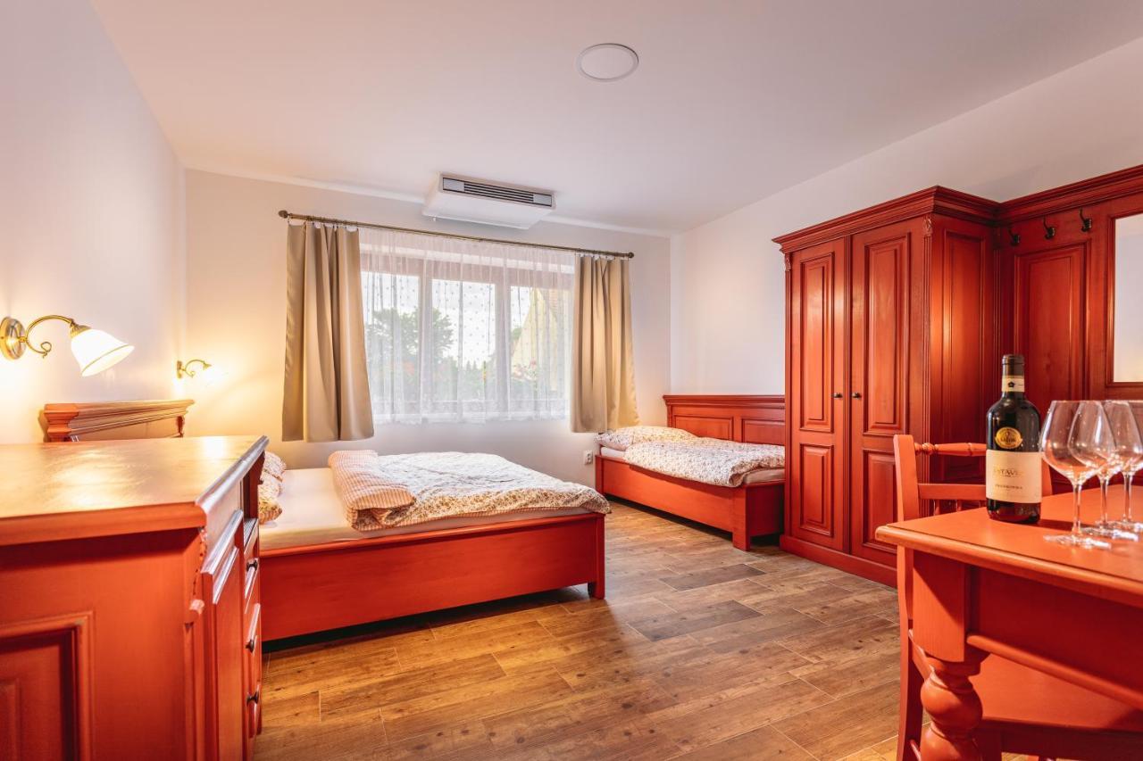Knizeci Dum - Ubytovani V Lednici Lednice Extérieur photo
